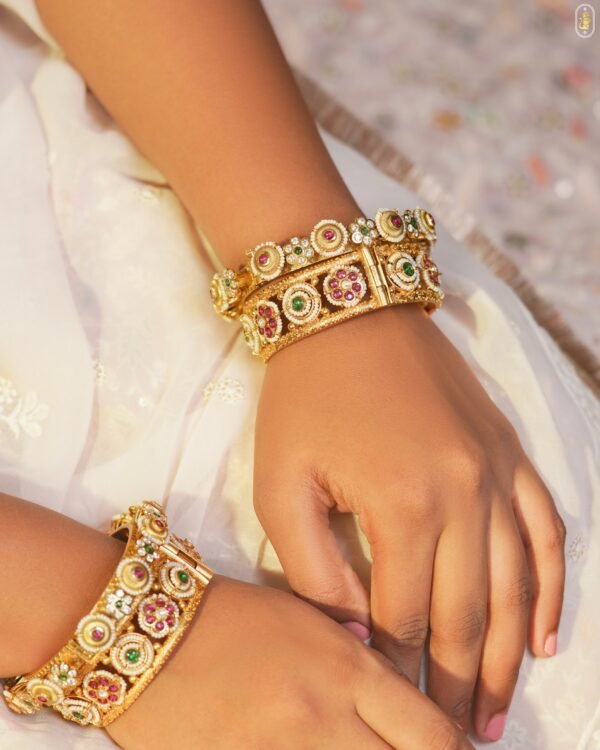 antique gold bangles
